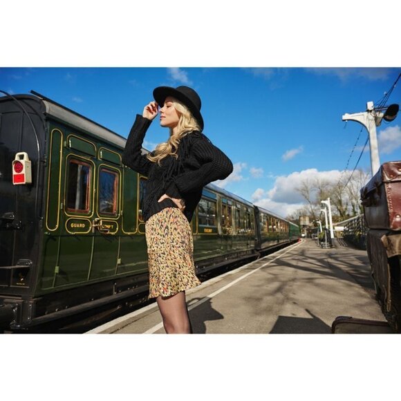 NWT ESQUALO Black Fringe Cable Knit - Picture 8 of 11